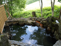 �J��1300�N�@�@�쉷��