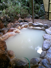 �y�b�{�E�����z