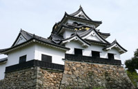 �����V�c�ɋ~��ꂽ�u�F����v