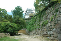 ������17�̏���33�̘E������Ă������A���݂�1666�N�ɏC�z&hellip;