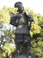 ���F����